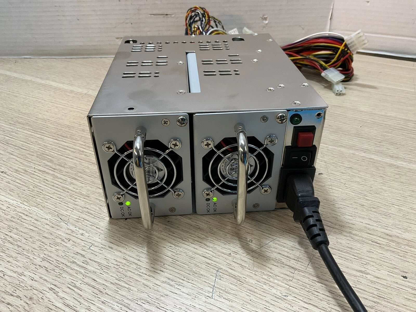 ETASIS EPR-2301 SERVER POWER SUPPLY 2x 300 W/GAR14