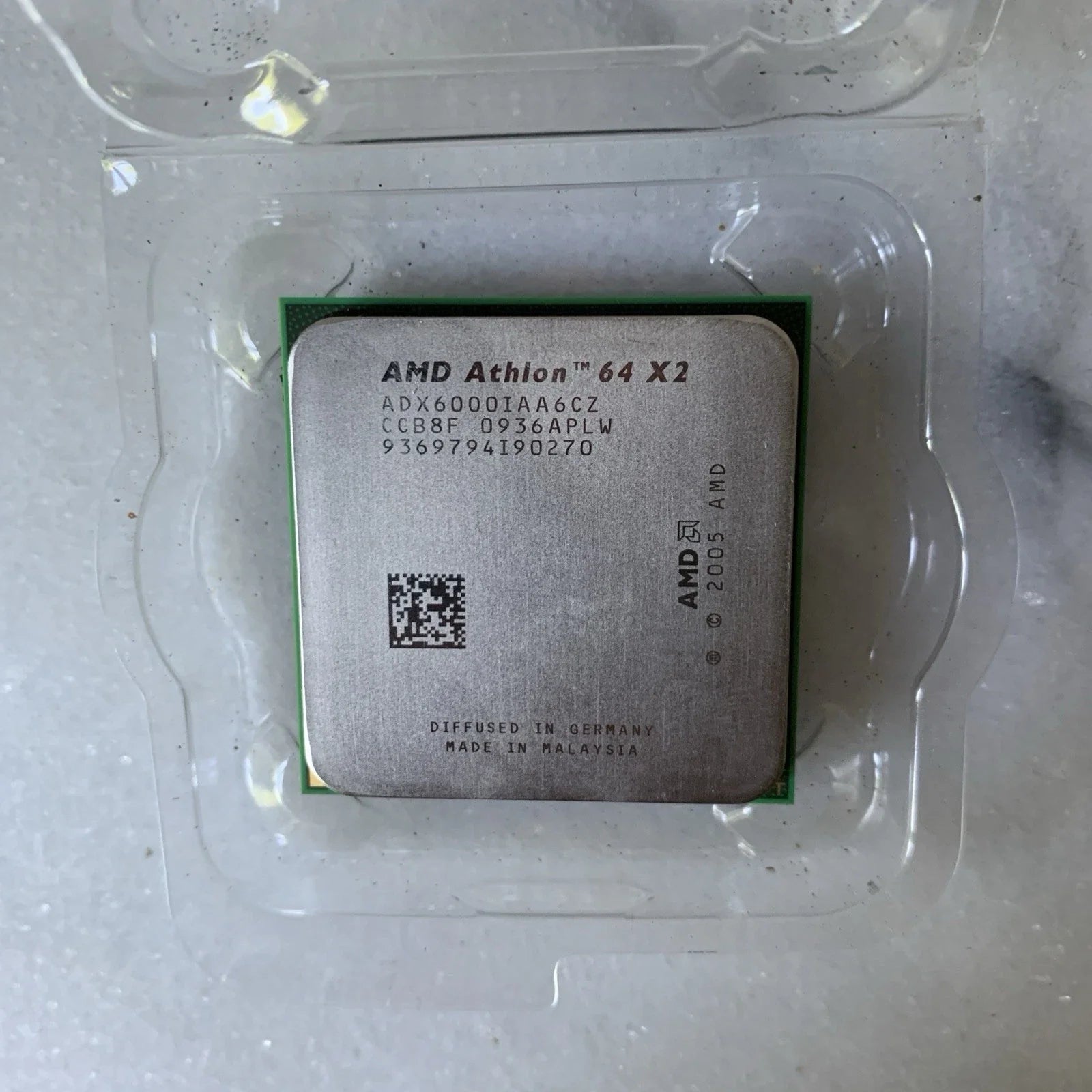 AMD Athlon 64 X2 6000+ 3.0GHz 2x1MB L2  125W Windsor Socket AM2 Desktop Processor - ADX6000IAA6CZ