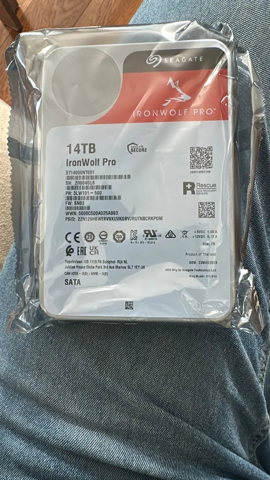 NEW- Seagate IronWolf Pro 14TB 3.5" SATA 6Gb/s 7200 rpm Hard drive ST14000NT001