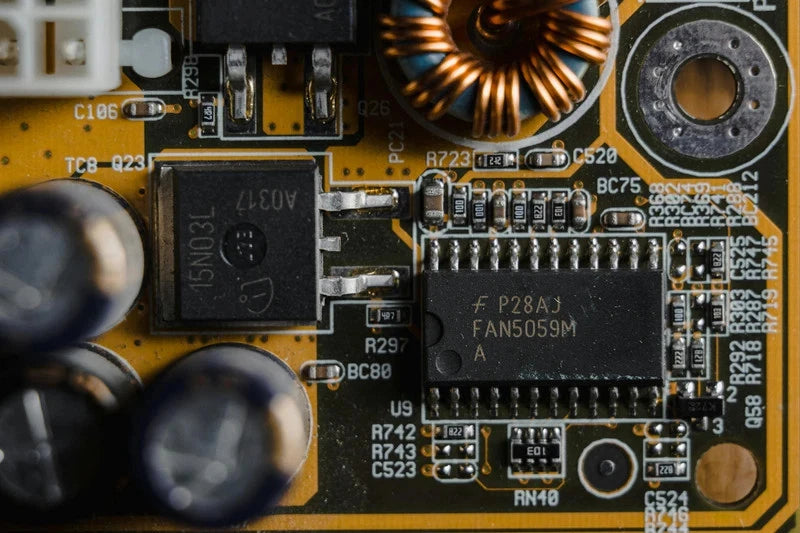 Power supply backplane board