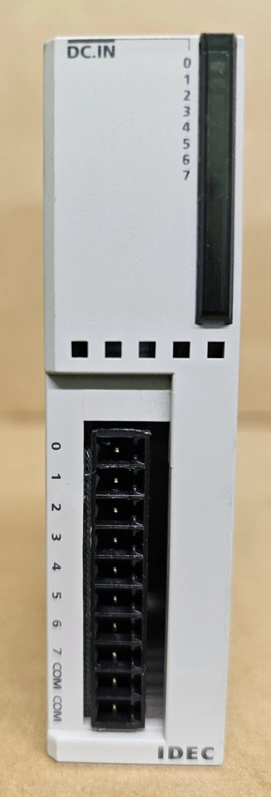 IDEC FC4A-N08B1 24VDC MODULE
