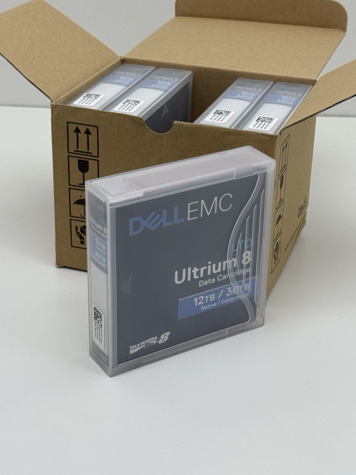 DELL EMC 0Y577J LTO ULTRIUM 8 DATA CARTRIDGE 12TB NATIVE 30TB COMPRESED Y577J