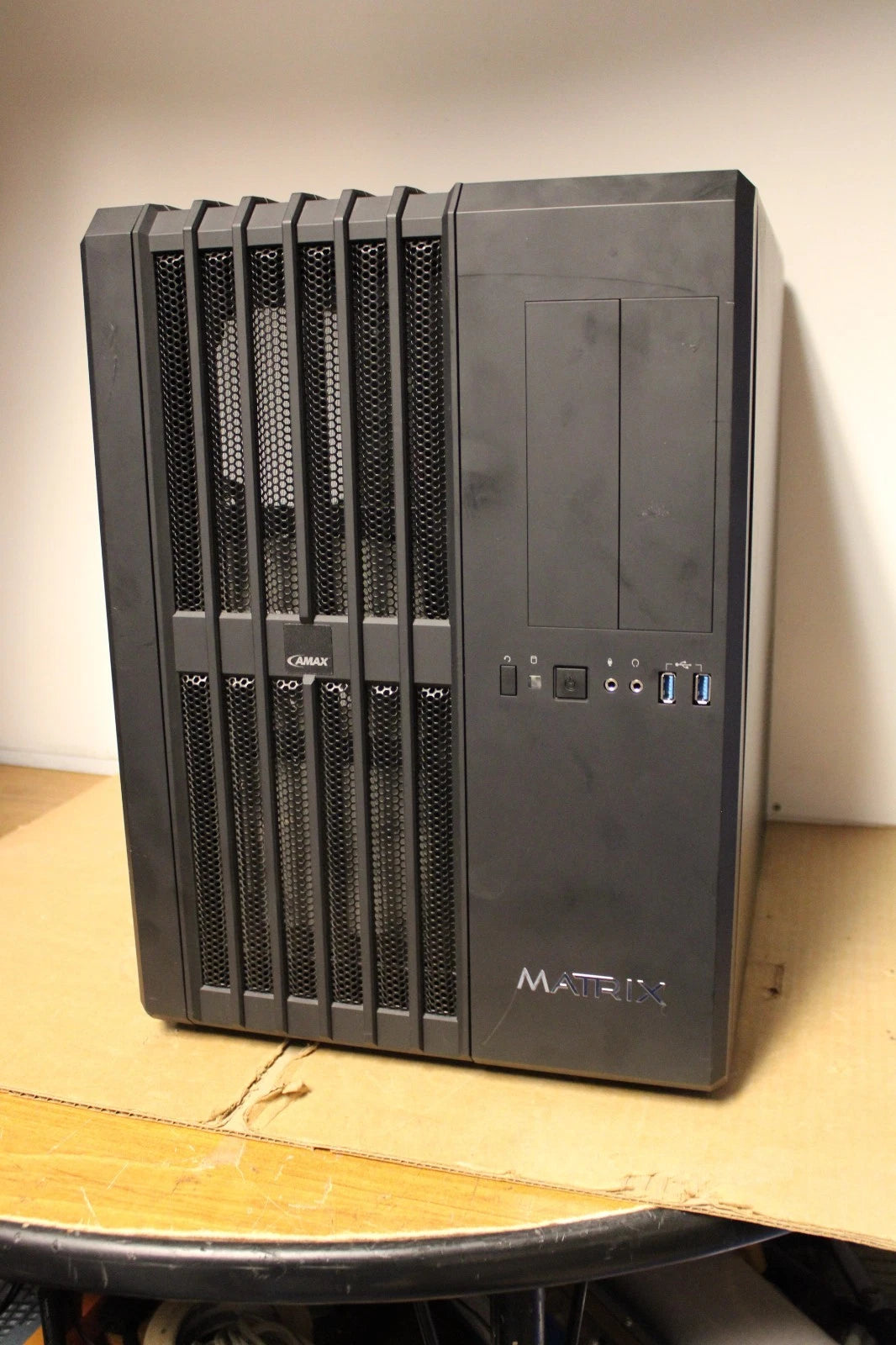 Amax AX10000 AI/HPC/Deep Learning 4x Nvidia Titan V Volta 18-Core W-2295 64Gb