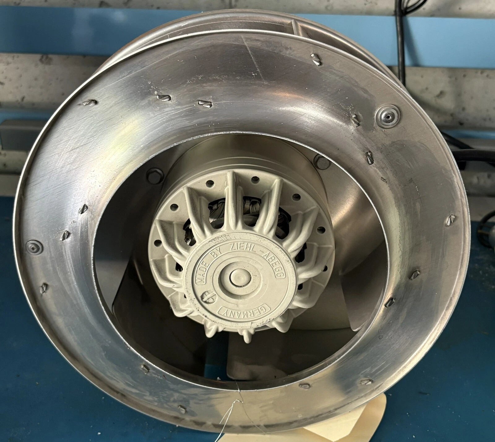 ZIEHL ABEGG Centrifugal Cooling Fan RH31M-2EK.31.2R Blower M Series