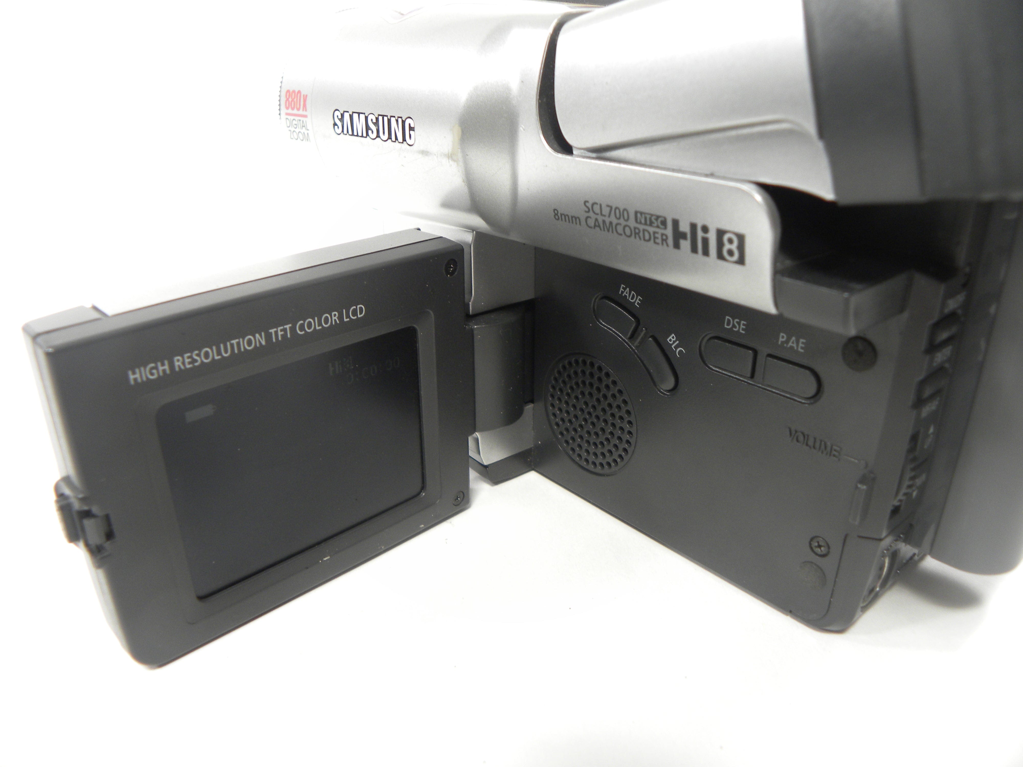 Samsung SCL-700 Hi8 Camcorder