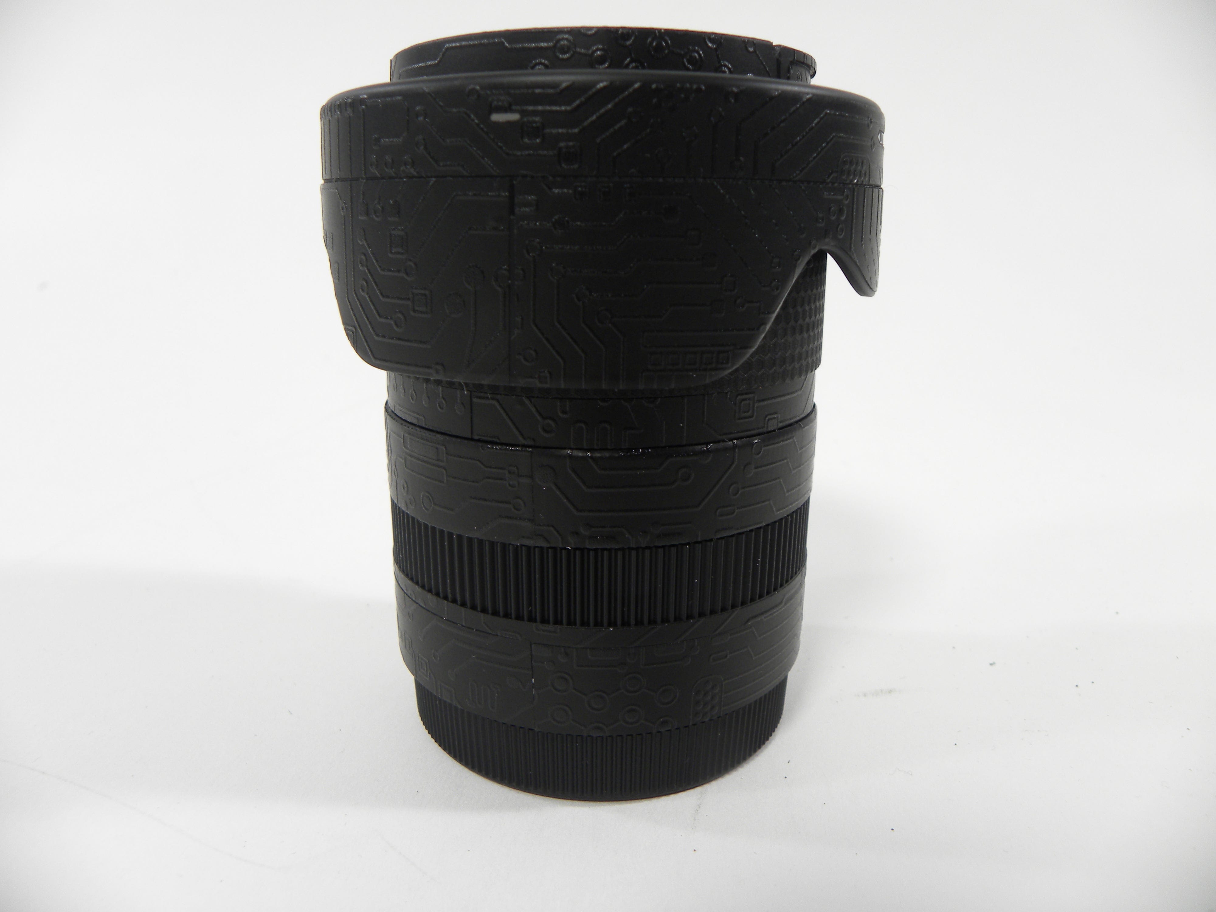 Sigma DC DN 18-50mm f2.8 Sony E Mount w/Skin