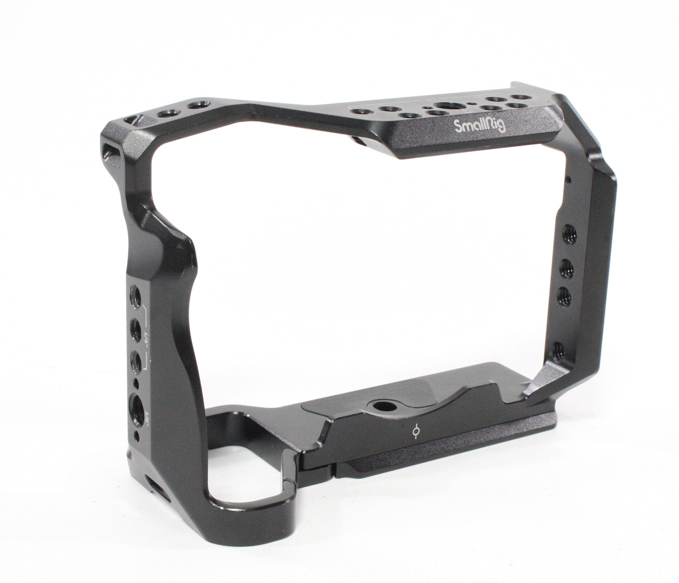 SmallRig Cage for Sony A7IV, A7RV& A7SIII Cameras Model 3667