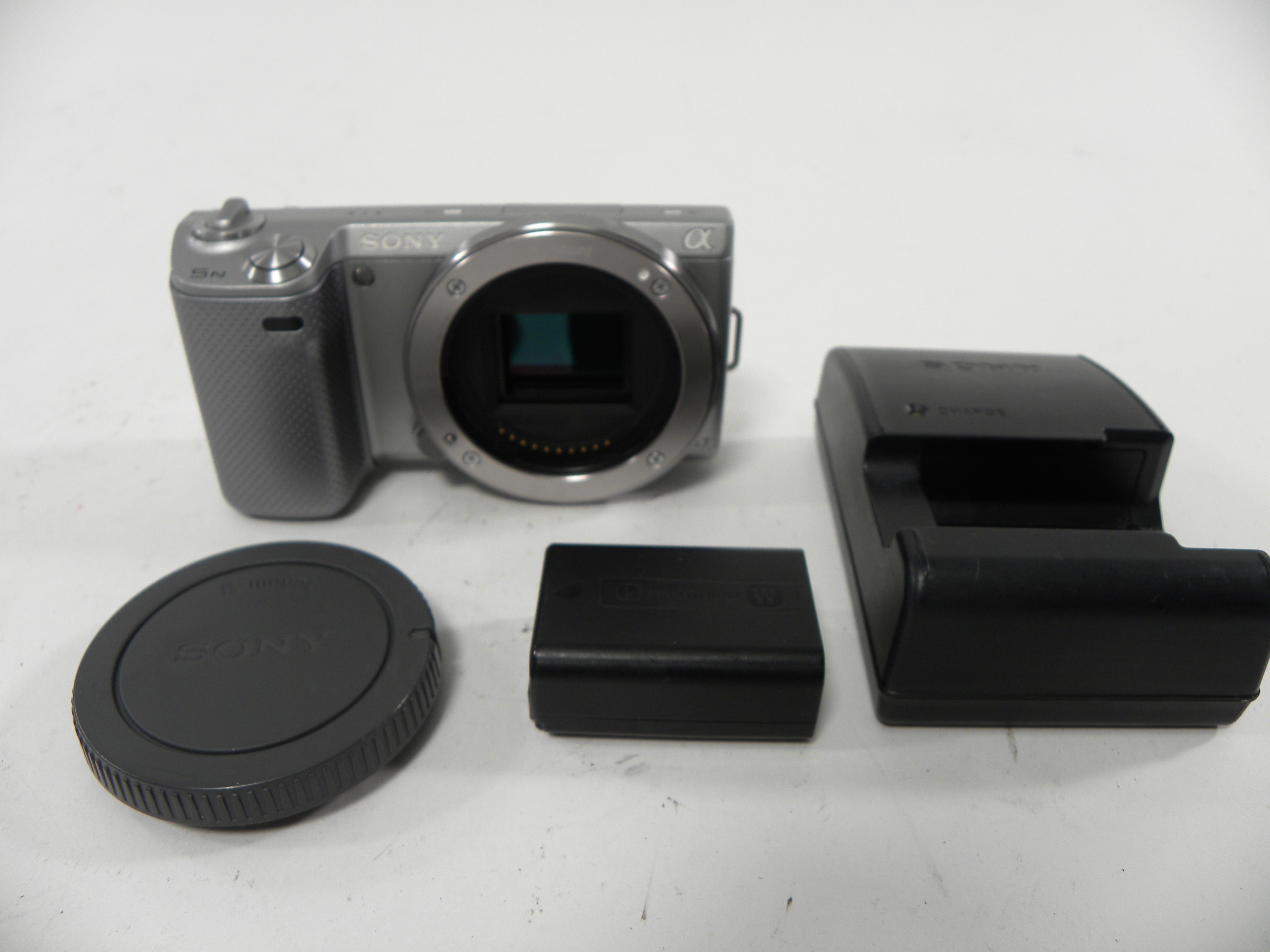 Sony a NEX N5 16.1mp Digital Mirrorless Camera body only