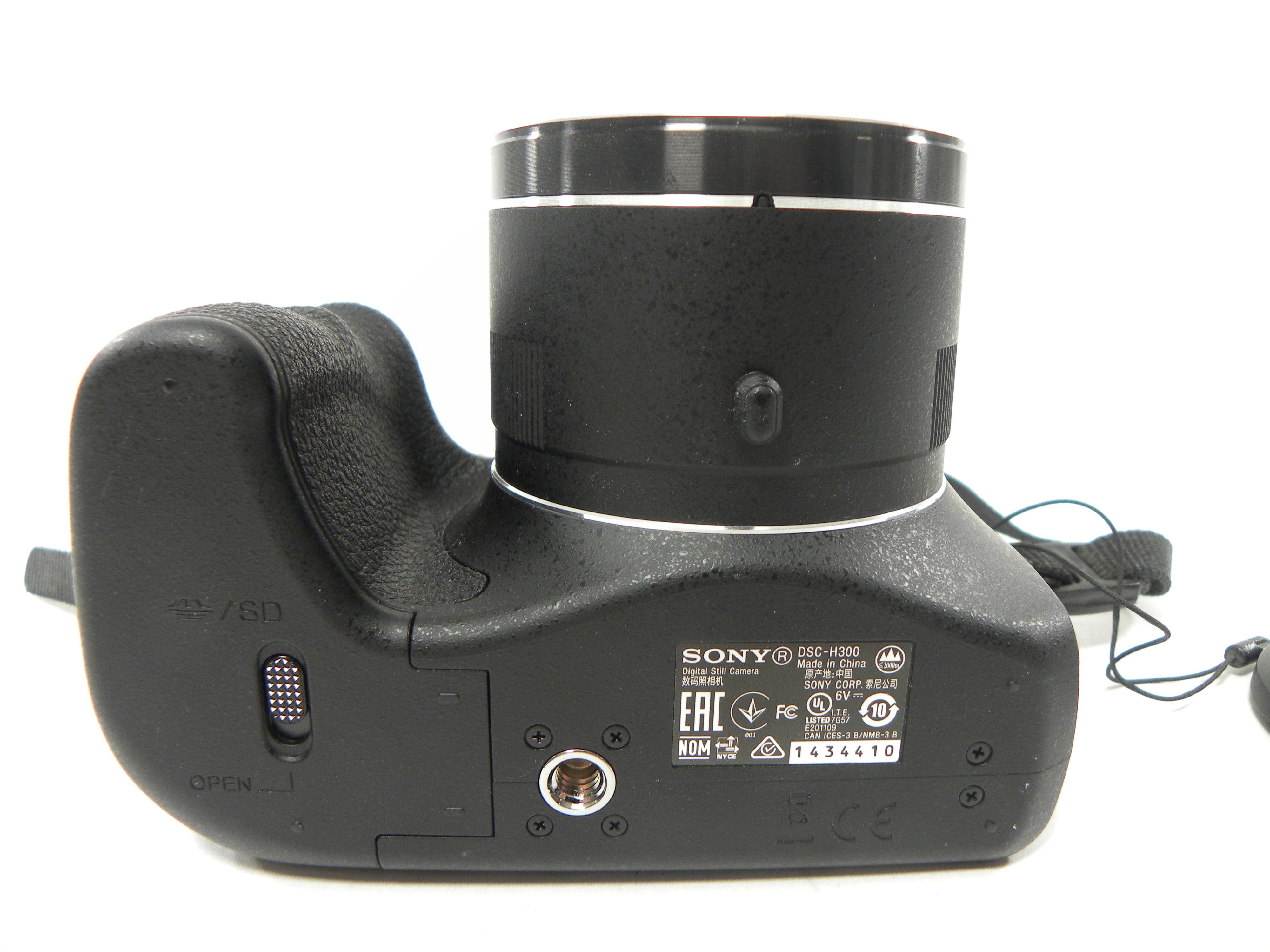 Sony Cyber Shot DSC-H300 20.1mp Digital Camera
