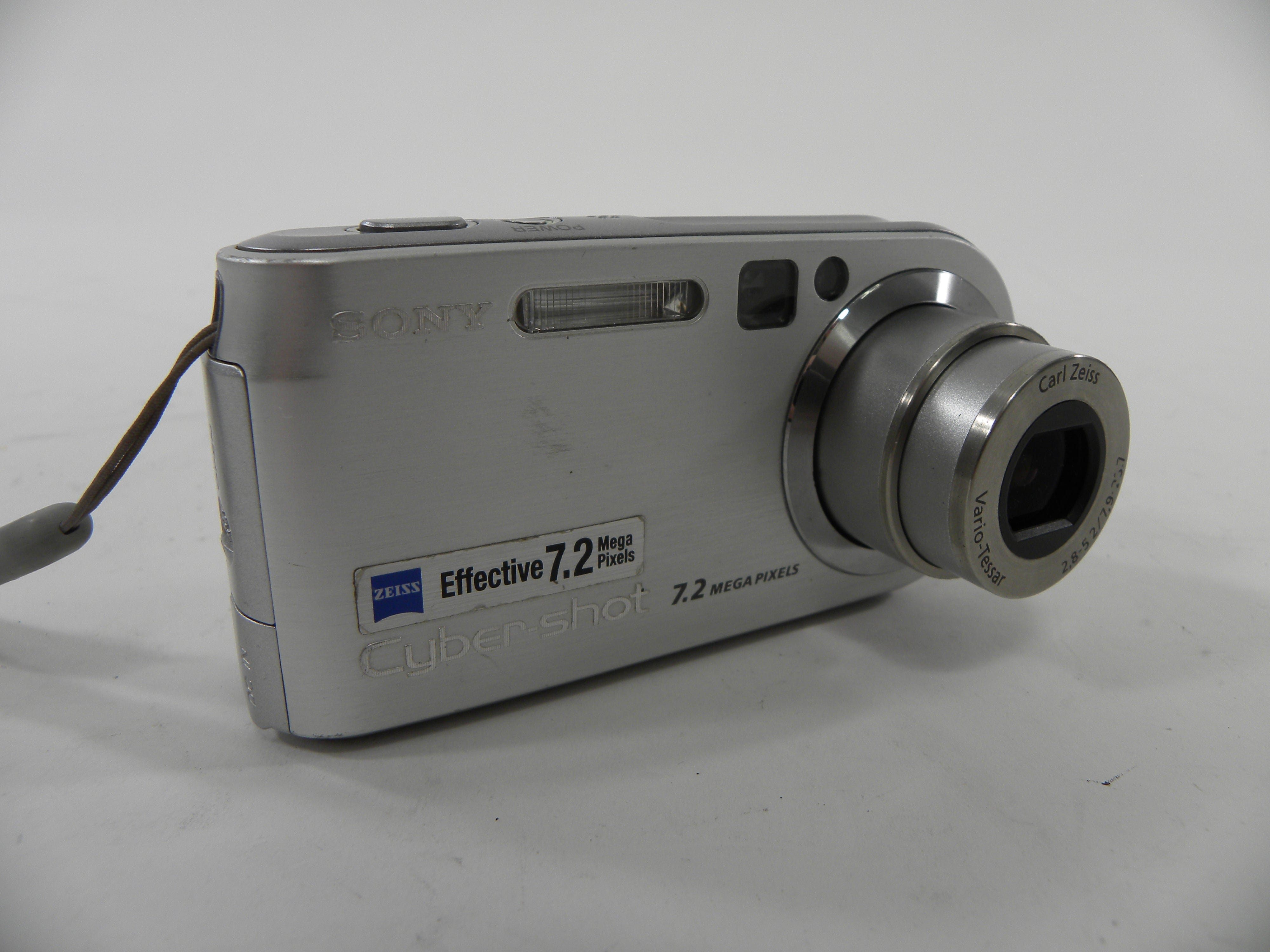 Sony Cyber Shot DSC-P200 7.2mp Digital Camera