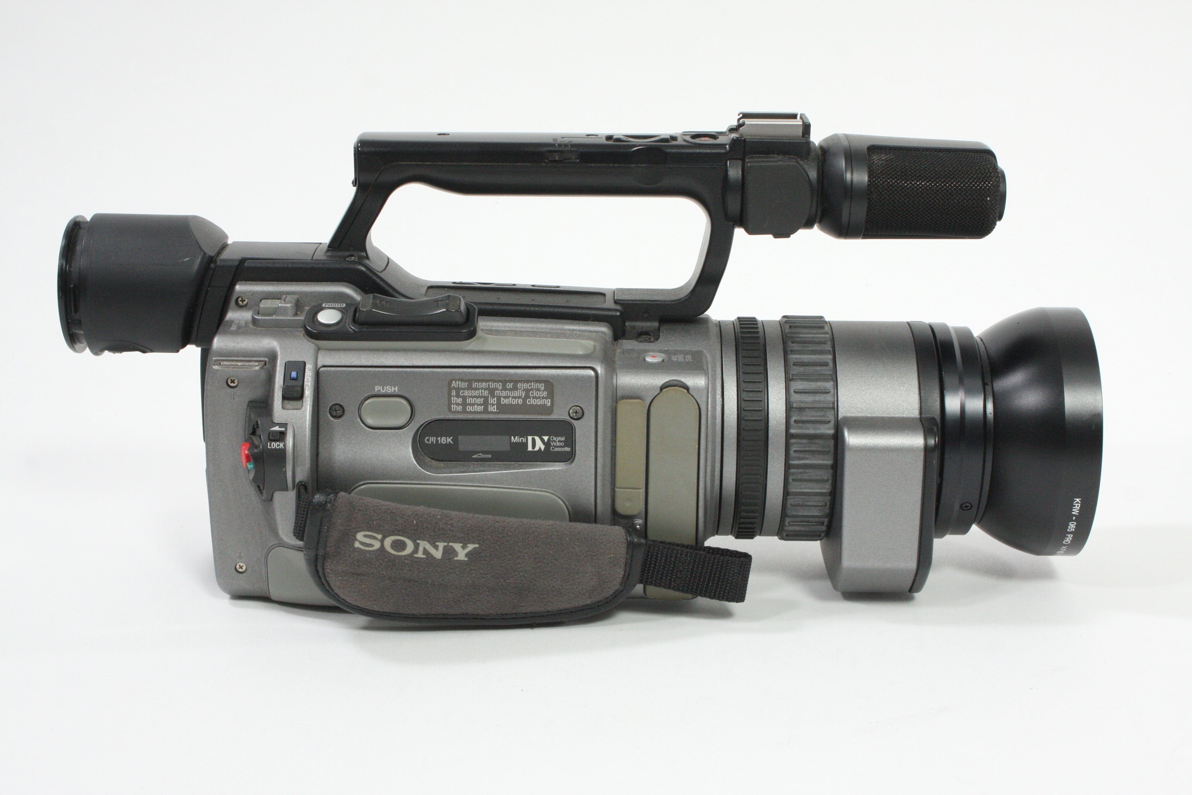 Sony DCR-VX2100 Mini DV Camcorder with x0.65 Wide Angle Lens