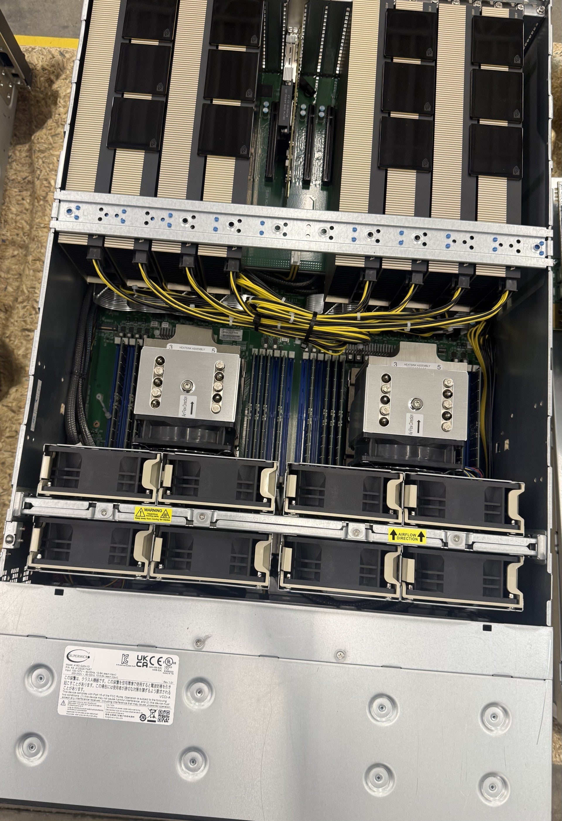 SuperMicro AS-4125GS-TNRT 2X EPYC 64C/ 1TB DDR5 / 8X Nvidia A100 80GB