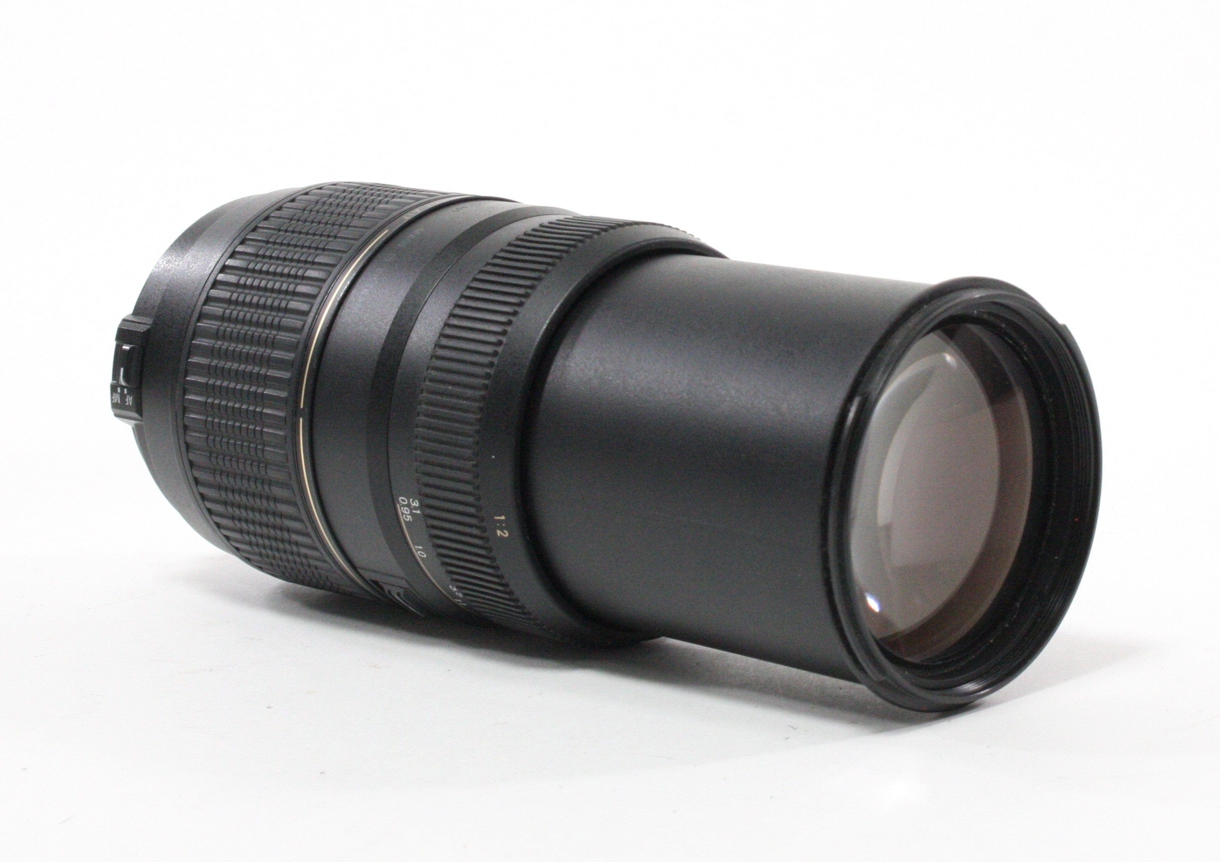Tamron AF 70-300mm f/4-5.6 LD for Nikon AF Full Frame Mount.