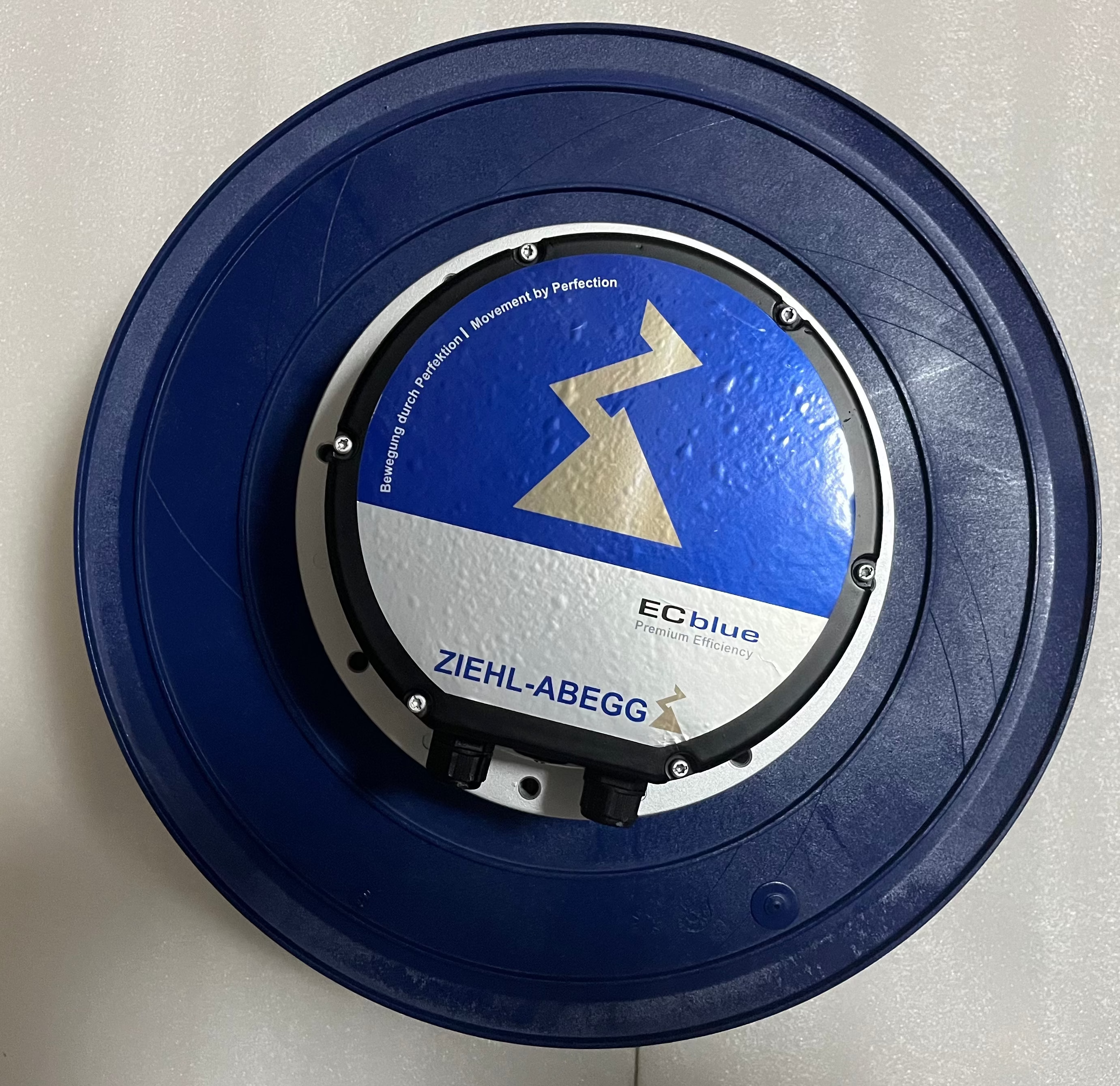 RH45I-ZID.GG.CR ZIEHL-ABEGG centrifugal fan 3-380/480V 3.6kW 5.8/4.6A 2260rpm 50/60HZ