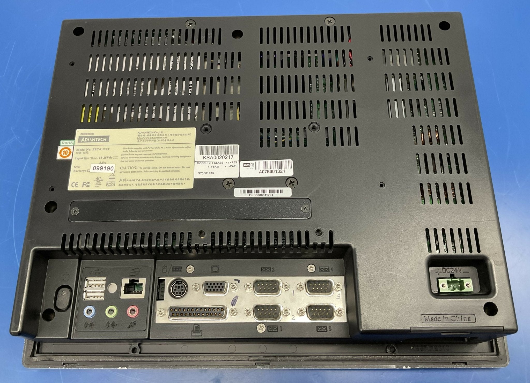 TOUCHSCREEN MONITOR VIA EDEN 667MHz (PPC-L126T) GE/ADVANTECH