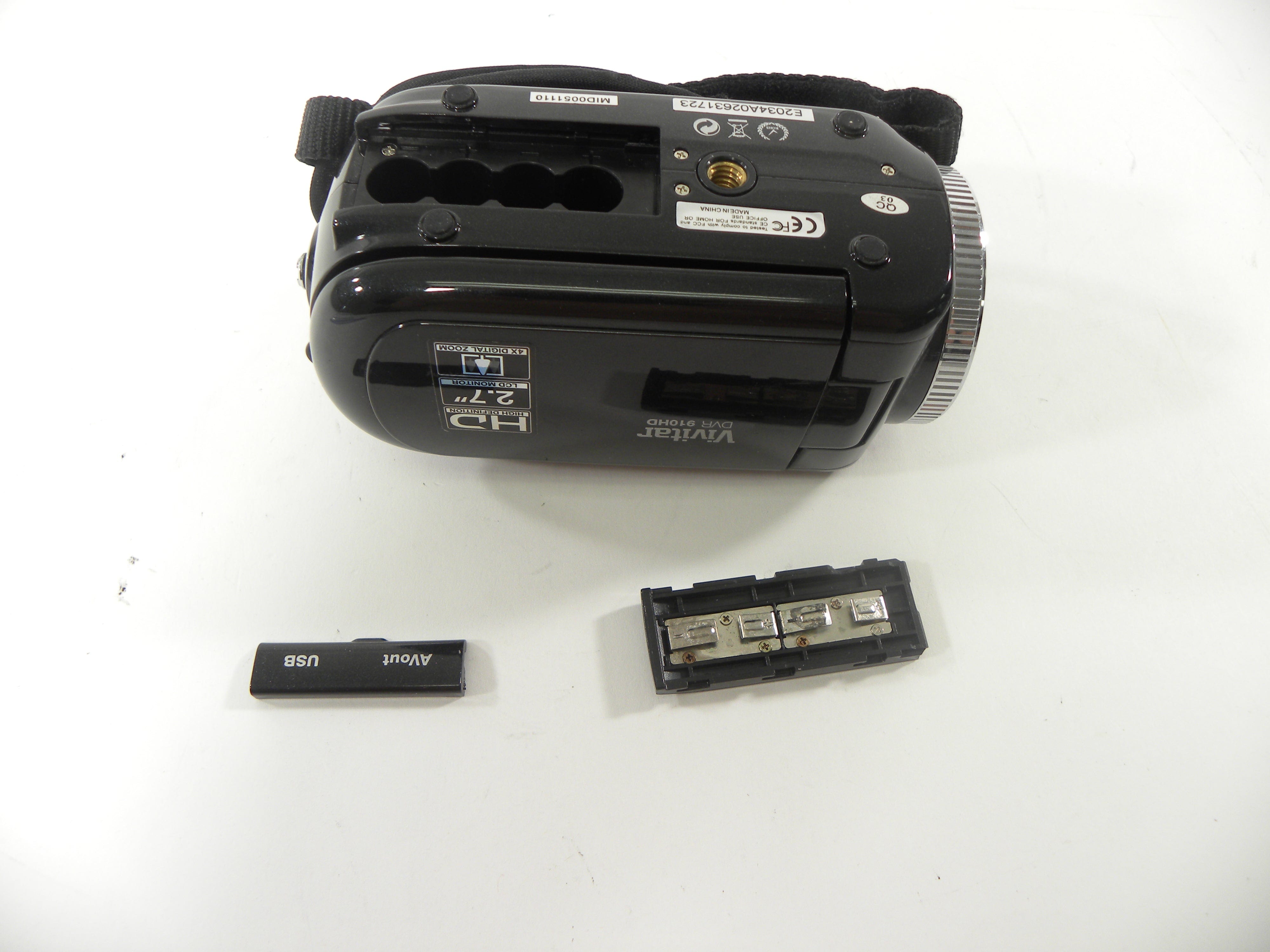 Vivitar DVR 910HD Camcorder AS IS  SEE NOTES